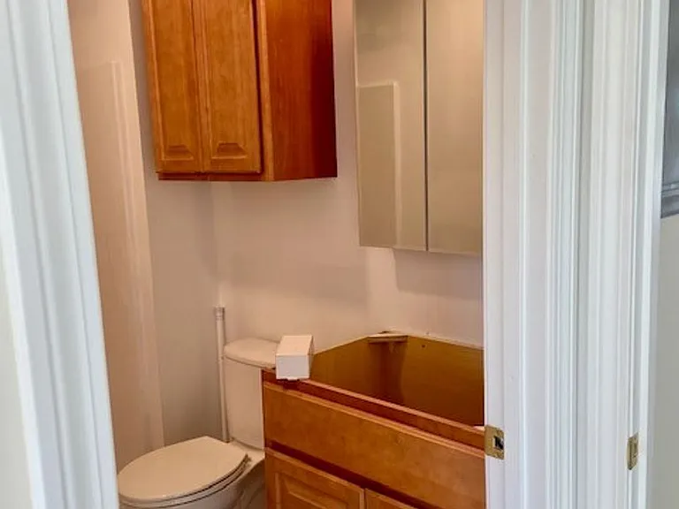 74 Exeter Rd — Photo 3
