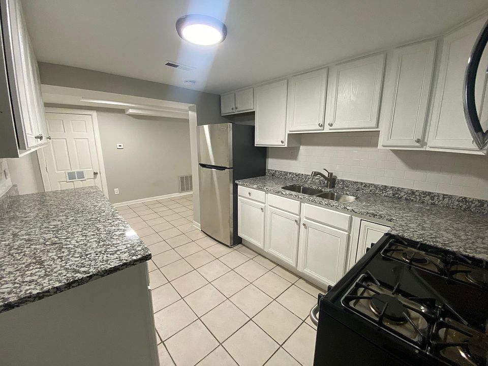 1st image of 4233 W Potomac Ave #1GW