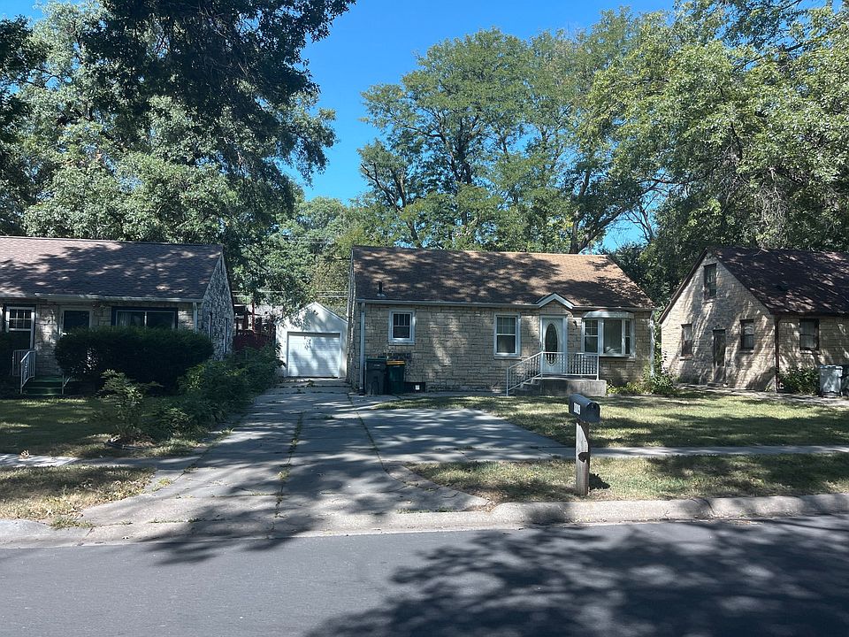 1st image of 1809 S Cotner Blvd