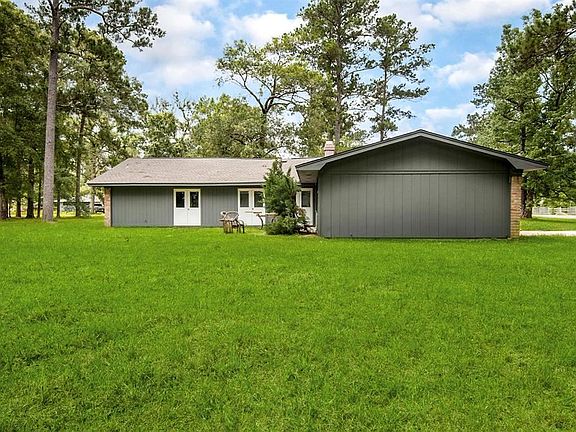 4th image of 13390 Wayside Dr