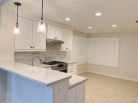 15056 Avenida Del Monte — Photo 3