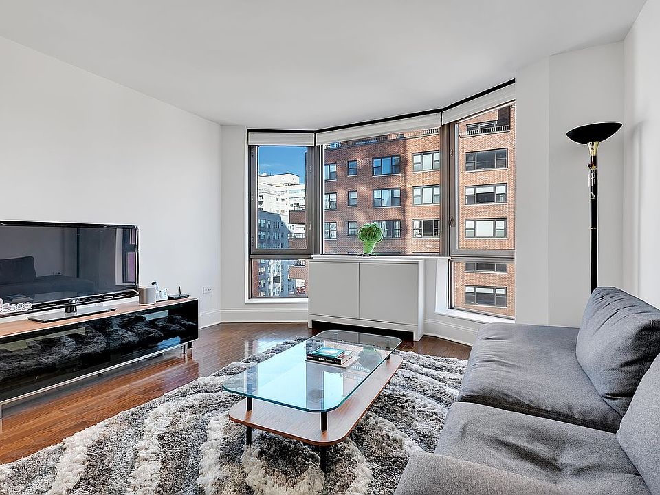 1st image of 300 E 64th St APT 14B