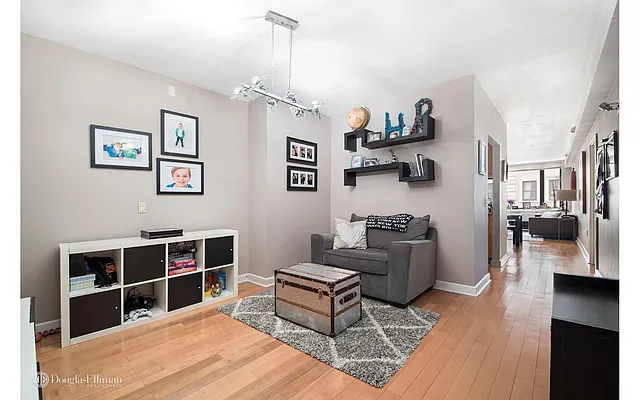 Sold by Douglas Elliman | media 14