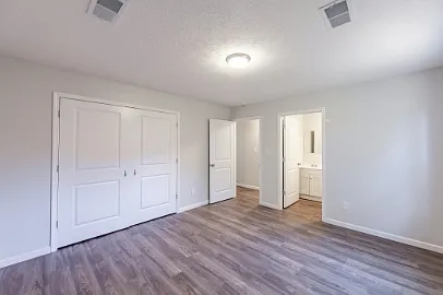 121 Saint George Ave — Photo 10