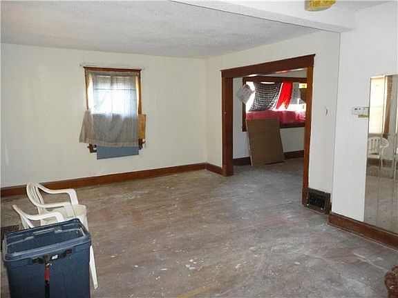 4th image of 1013 Waverly Ave