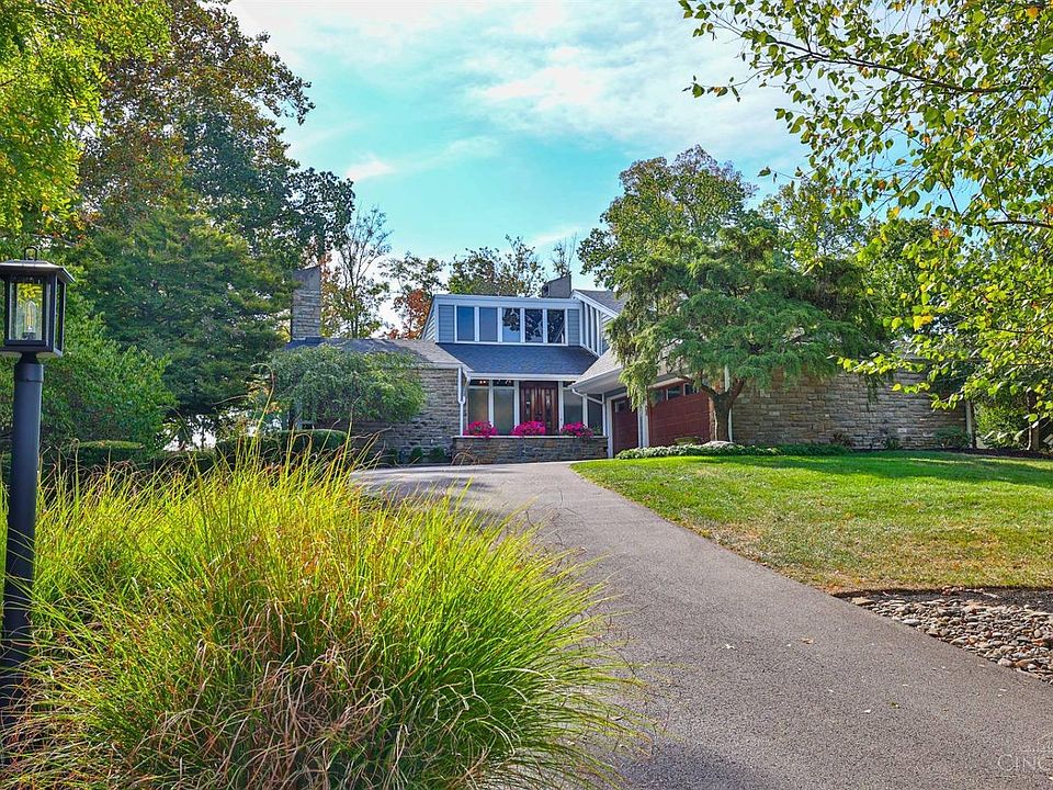 1st image of 548 Rollingrock Ln