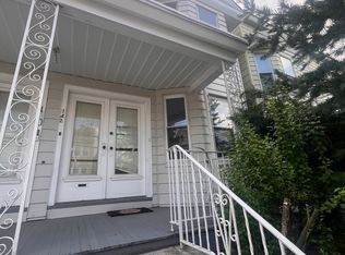 140-142 W 28th St #1R, Bayonne, NJ 07002