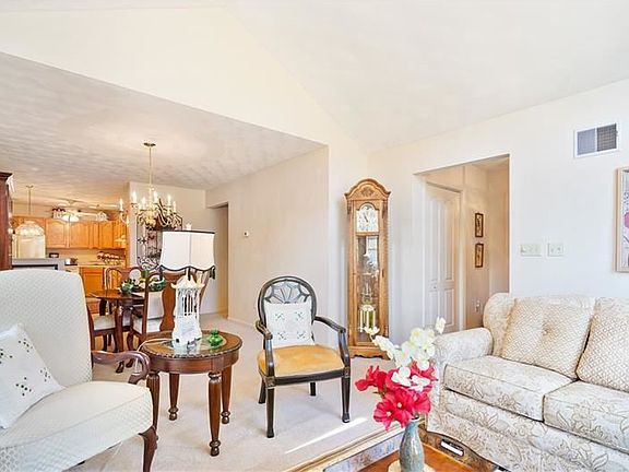 4th image of 5118 Cedar Hills Blvd