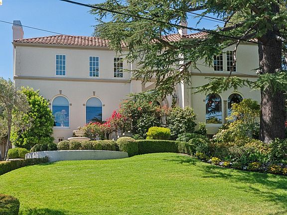 3rd image of 1300 Sunnyhills Rd