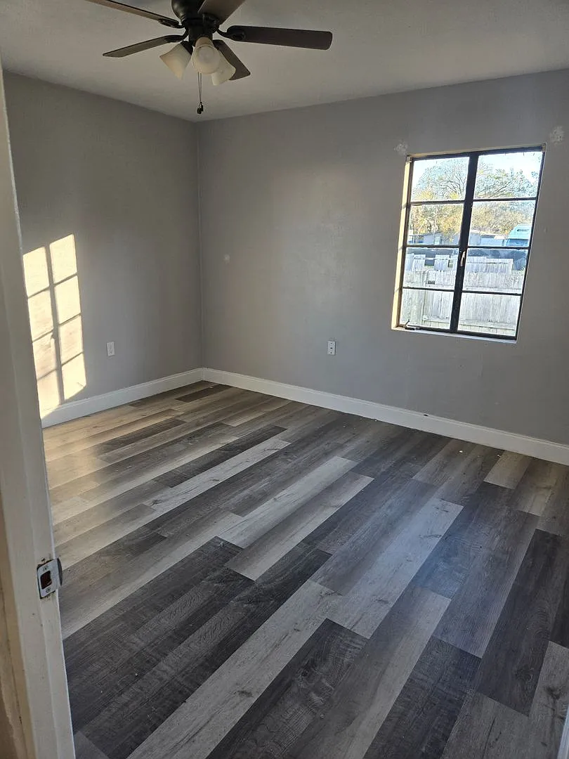 Charming 1-Bedroom Duplex Home for Rent in Zephyrhills! — Photo 3