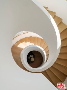 1504 N Kenter Ave, Los Angeles, CA, 90049