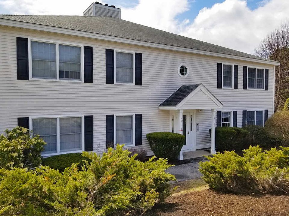 1st image of 18 Clearview Dr #18