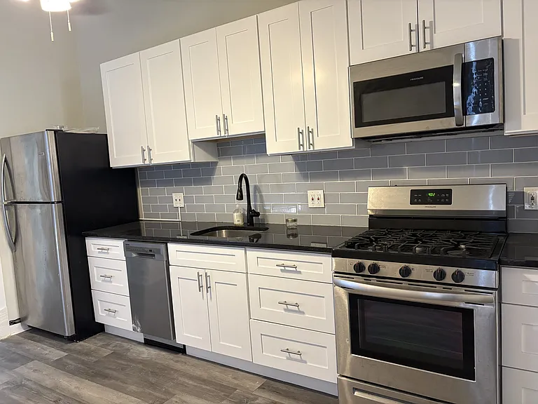 5136 S Blackstone Ave #36-1F — Photo 4