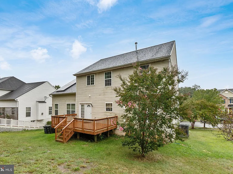 10107 Mike Rd — Photo 2