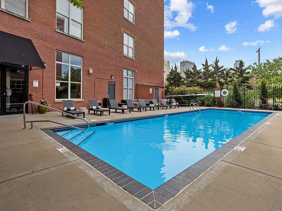 Richard & Conover - Pool