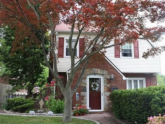 1st image of 21 Bedford Pl