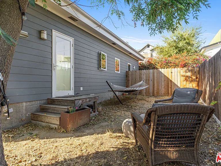 2275 Ewing St — Photo 16