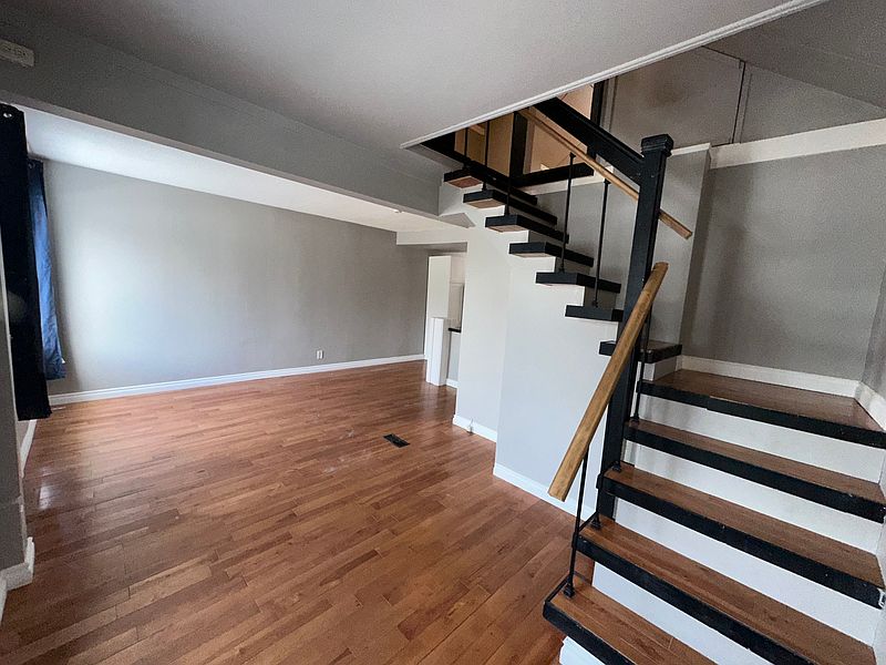 Winnipeg Apartment for rent - 2 Bedrooms — photo 2