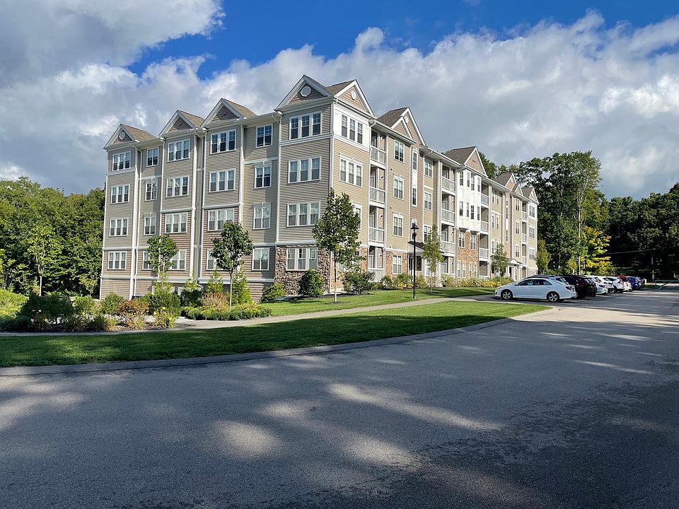 1st image of 4402 Pennington Dr #4402
