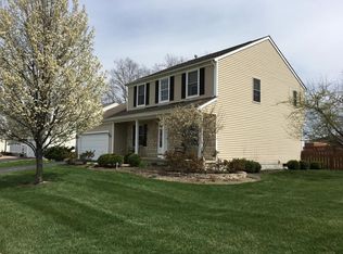 2174 Landcrest Dr, Lancaster, OH 43130