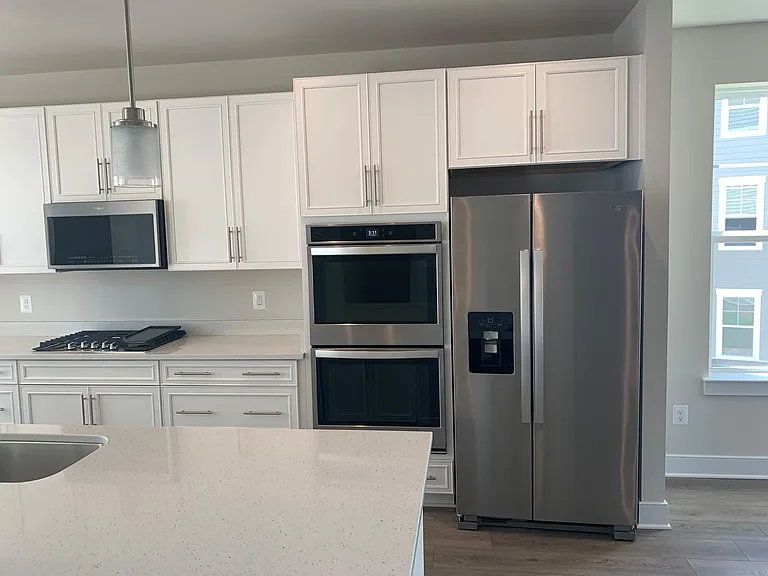 1640 Sandpiper Bay Loop — Photo 7