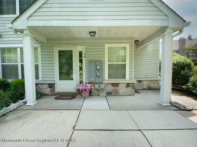 16 Santa Fe Court, Tinton Falls, NJ, 07712