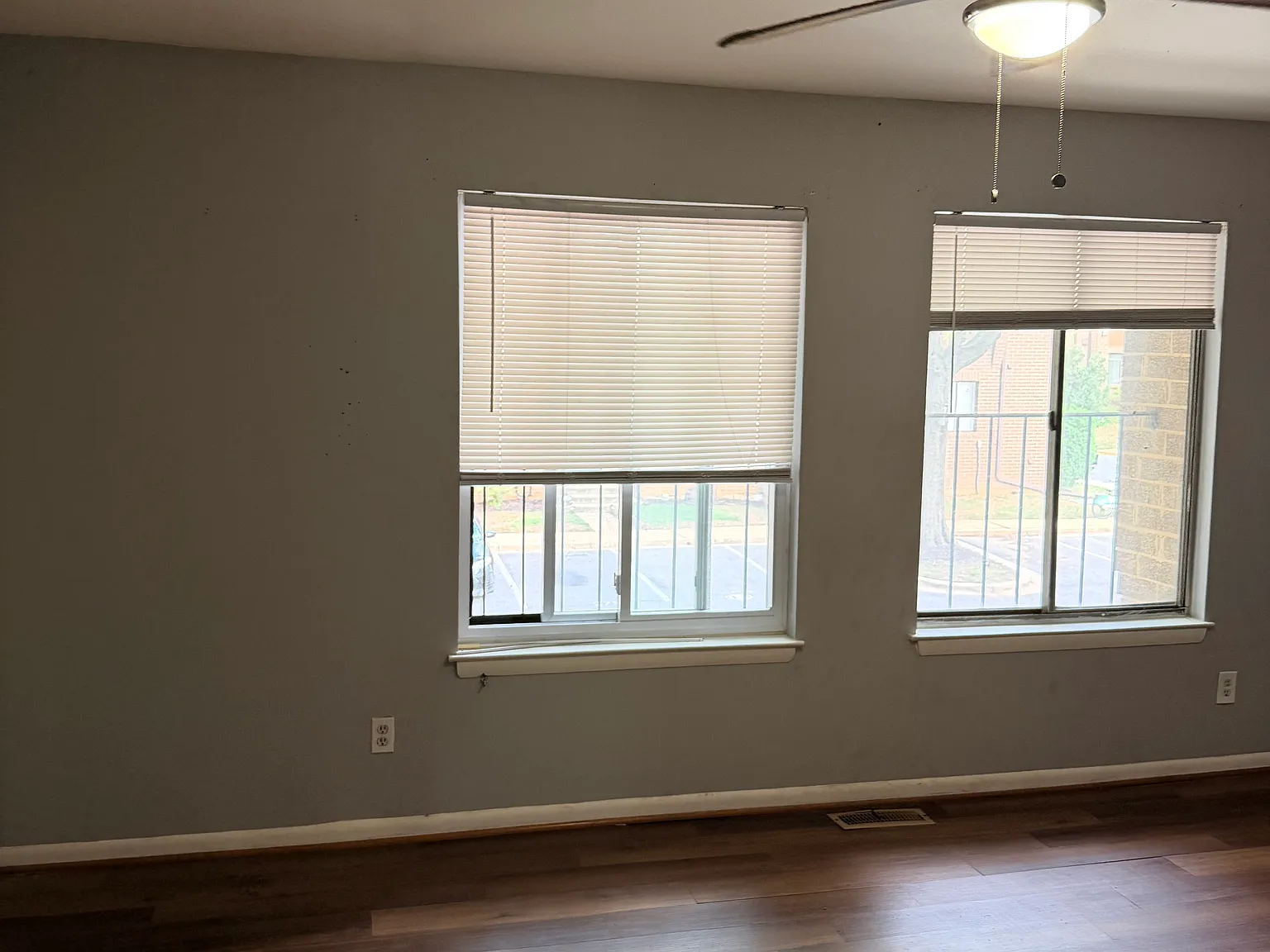 3 bed, 1888 sqft, $4,300 — Photo 3