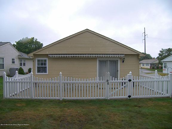 5th image of 177 Torrey Pines Dr
