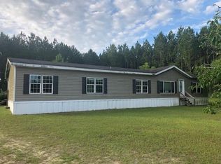 511 Ocmulgee St, Broxton, GA 31519
