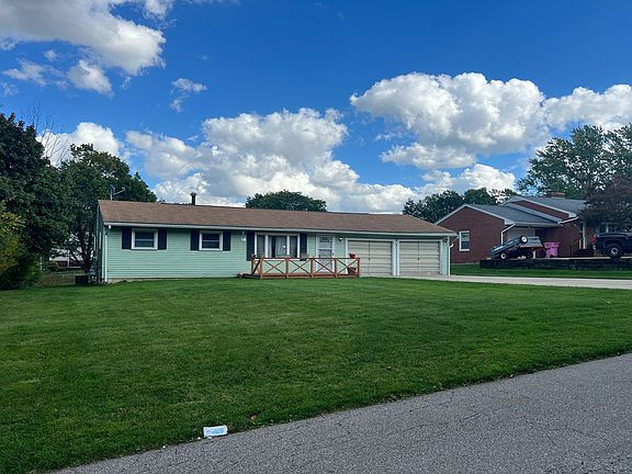 3rd image of 1144 Crestwood Dr