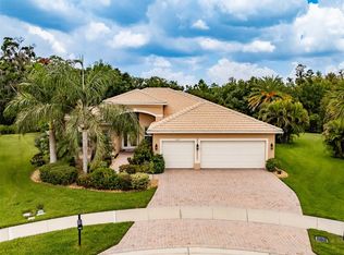 16213 Diamond Bay Dr, Wimauma, FL 33598