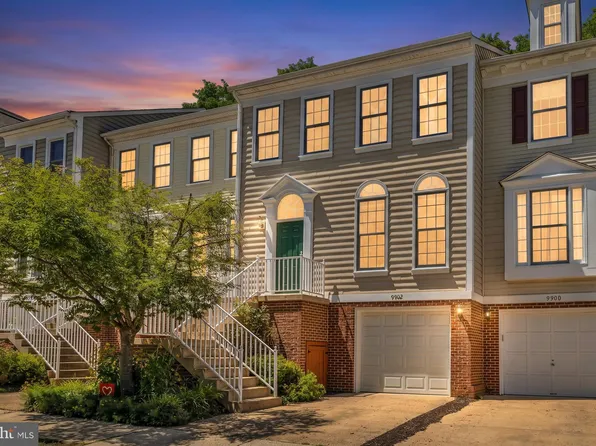 9902 Michael Schar Ct, Vienna, VA 22181