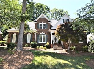 5727 Bardsey Ct, Matthews, NC 28104