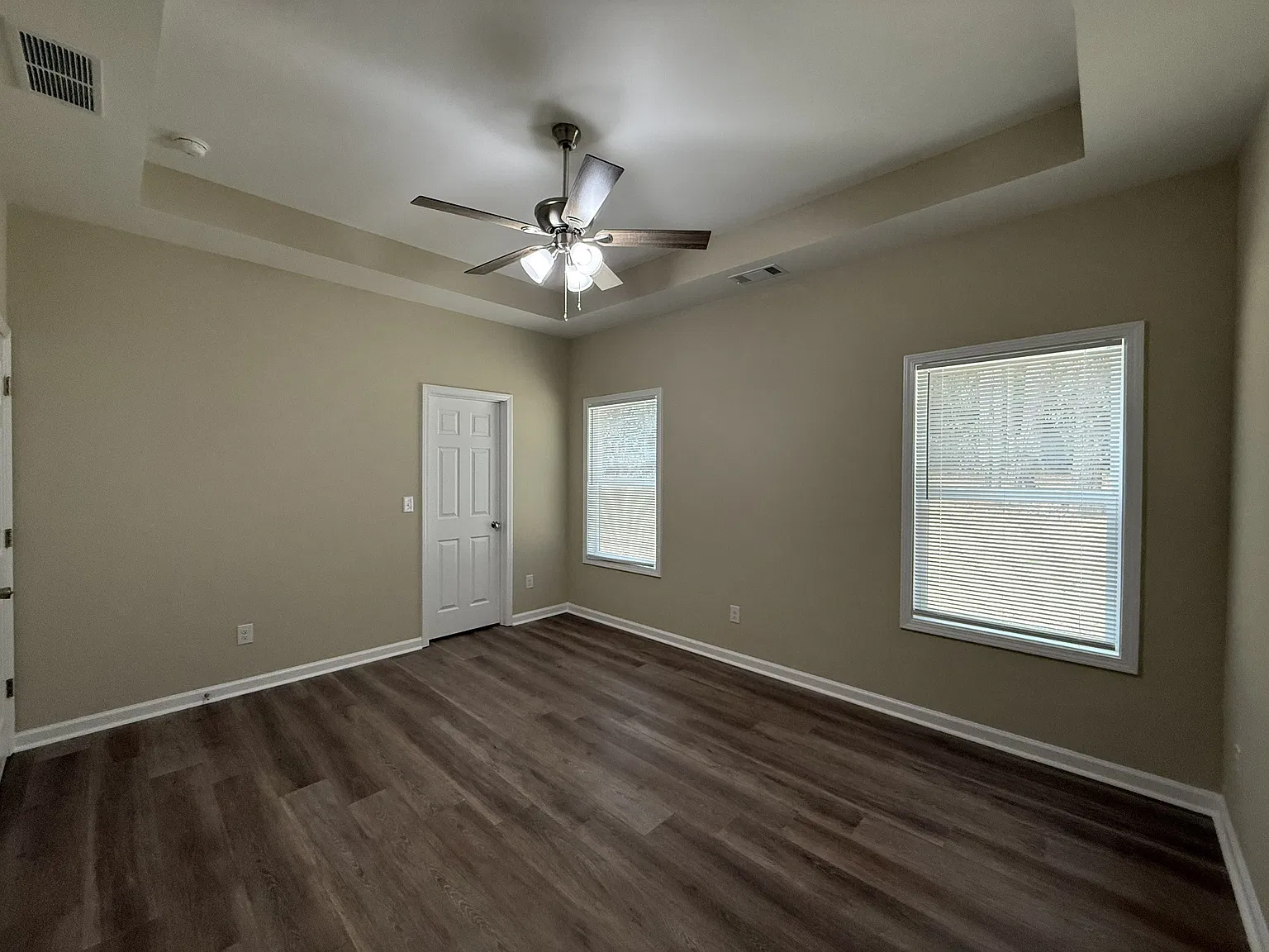 184 North Burson Avenue - 1 — Photo 4