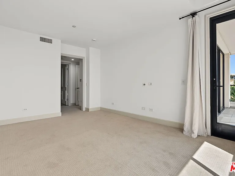 701 Ocean Ave #PHD — Photo 25