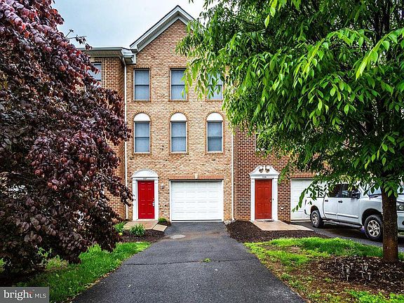 2nd image of 537 Pangborn Blvd