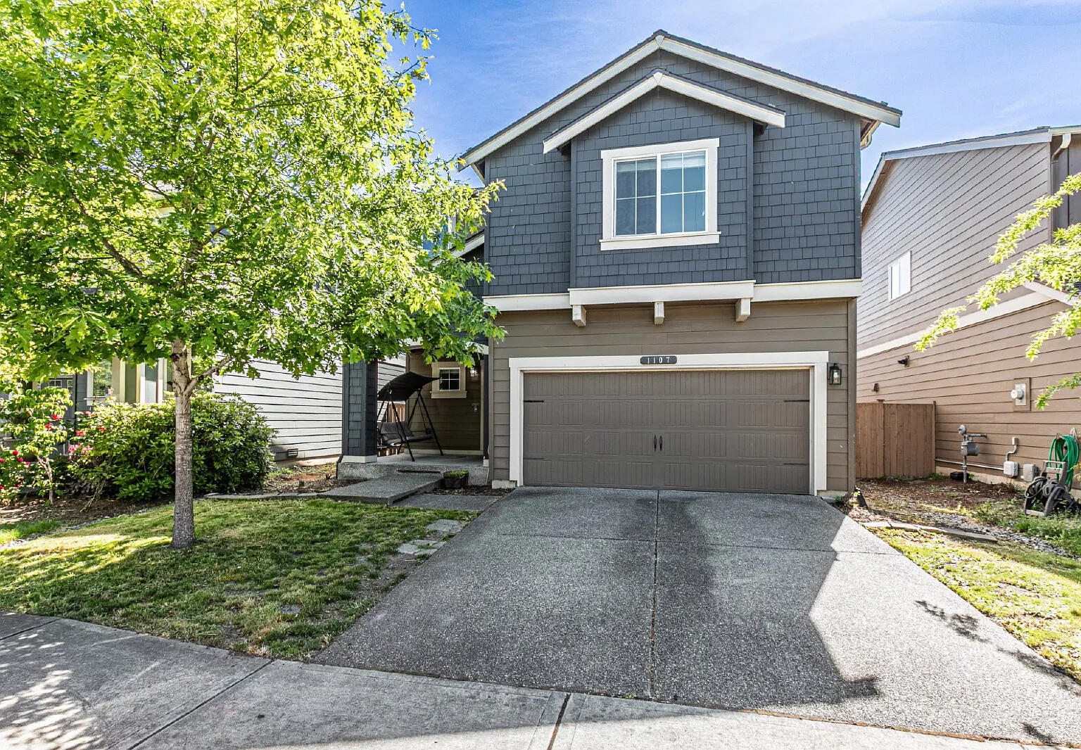 Amazing 4 bedroom home in Stewart Crossing! — Photo 1