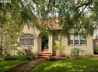 3035 NE 35th Pl, Portland, OR 97212