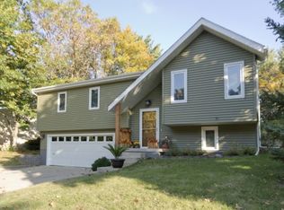 760 S Whitetail Cir, Mt Zion, IL 62549