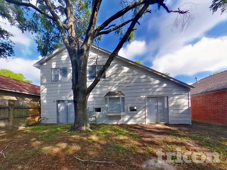 7114 River Garden Dr — Photo 18