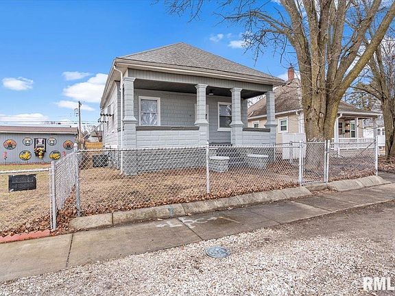 3rd image of 1617 E Cummins Ave