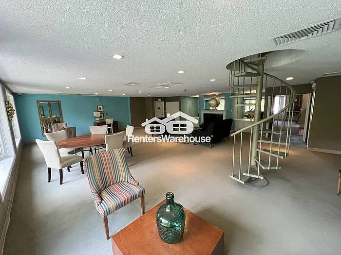 555 E 10th Ave #215 — Photo 12
