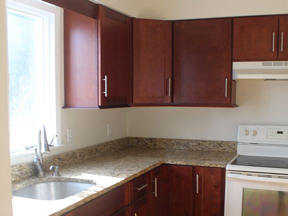 2nd image of 6 Garfield Ave