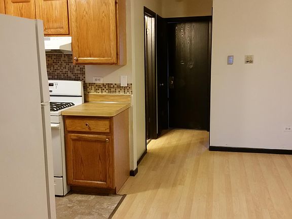 2nd image of 7718 Wildwood Ct #3N