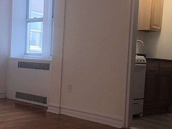 4th image of 6981 108th St