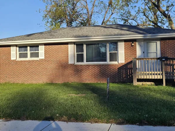 1123 N Wood St, Griffith, IN 46319
