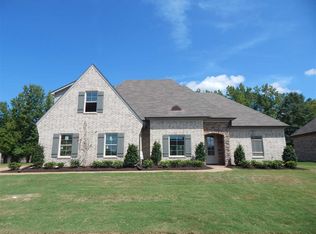 5184 Melissa Woods Rd, Bartlett, TN 38135