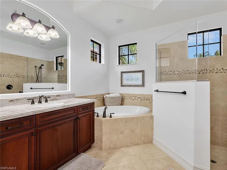 7660 Cottesmore Dr — Photo 32