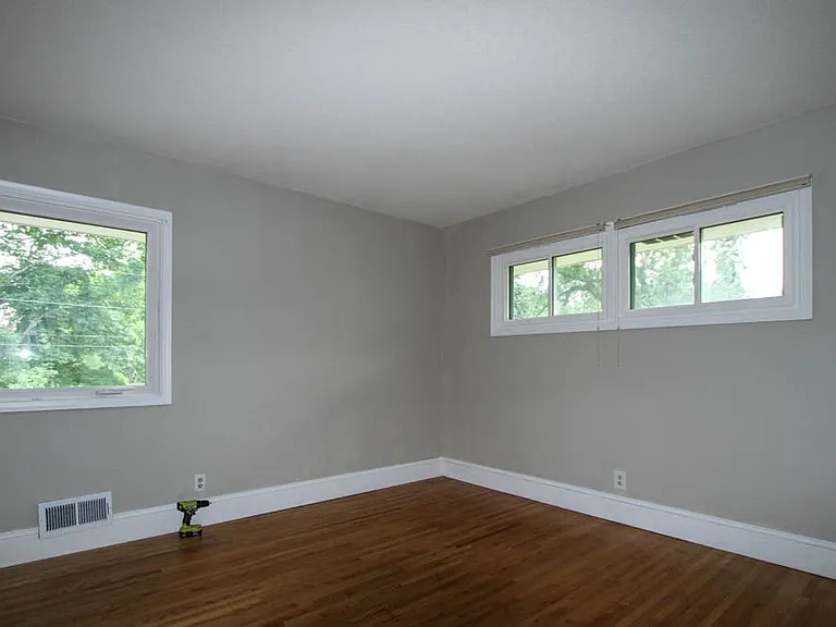 8613 Zenith Rd — Photo 3