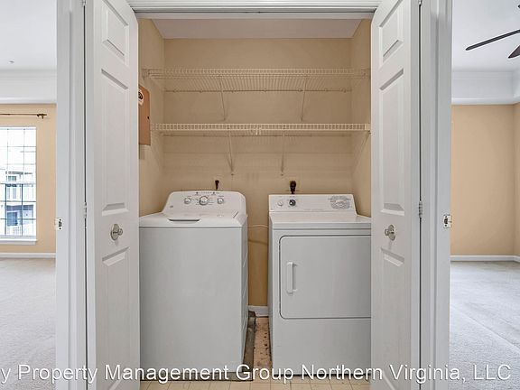 5th image of 7004 Metropolitan Pl APT 301